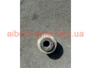 Резинка радиатора нижняя лачетти